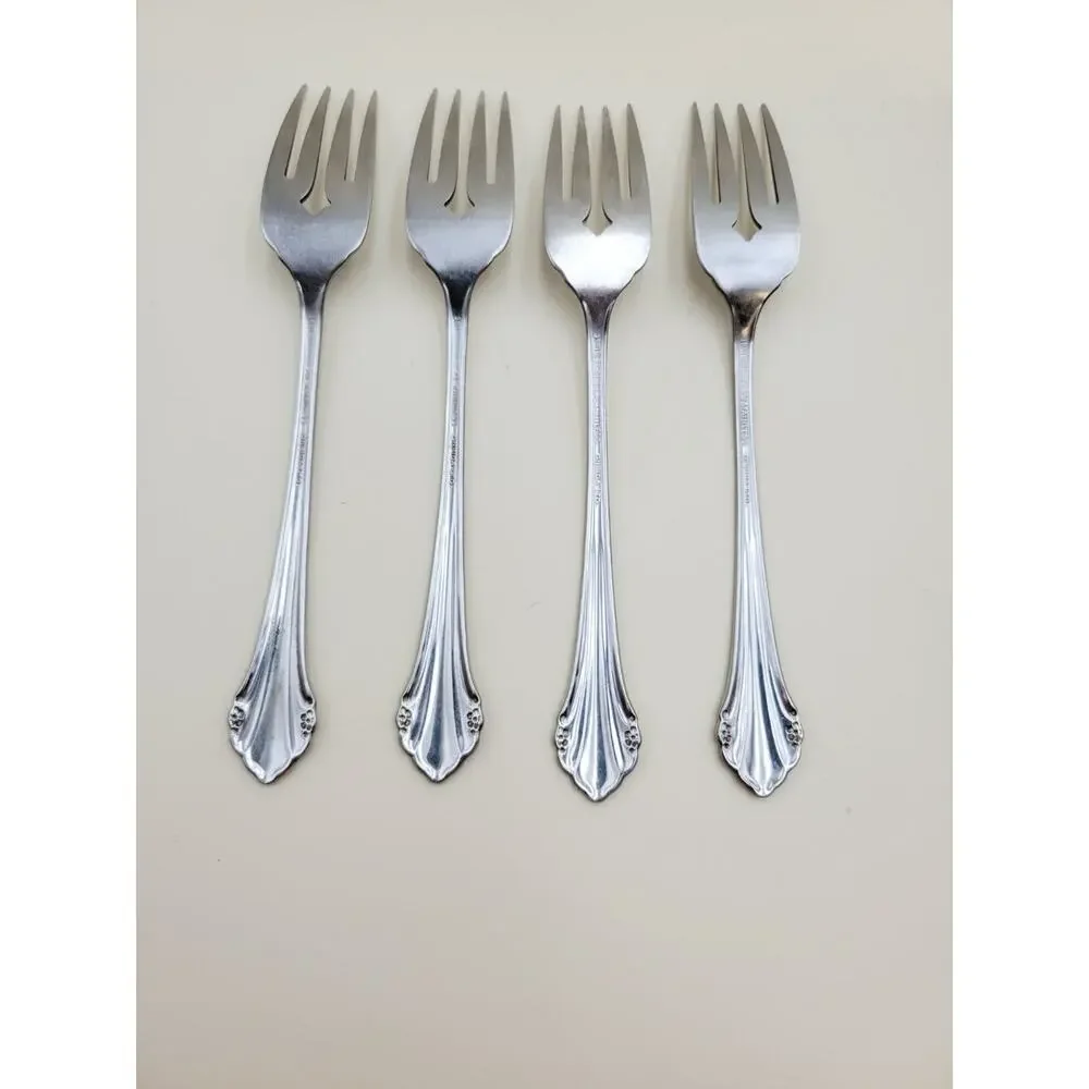 Oneida 1881 Rogers BITTERSWEET REPOSE Set 23pc Service for 4 Silverware